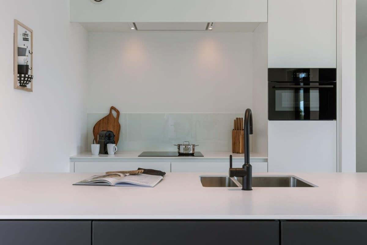 New, Luxurious And Modern Apartment With Private Parking Koksijde Exterior foto