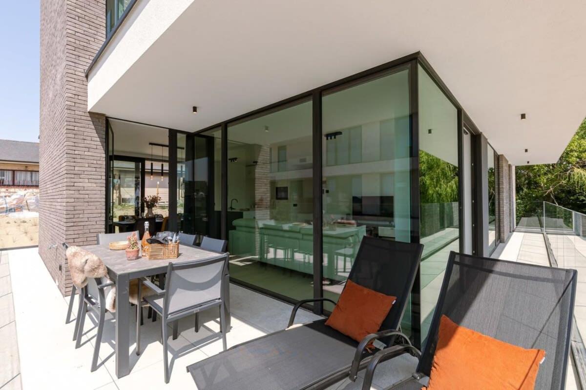 New, Luxurious And Modern Apartment With Private Parking Koksijde Exterior foto